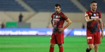 طارق حامد لاعب ضمك