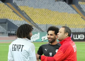 محمد صلاح وضياء السيد ومحمد النني