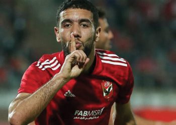 أحمد القندوسي لاعب الأهلي المعار لـ سيراميكا